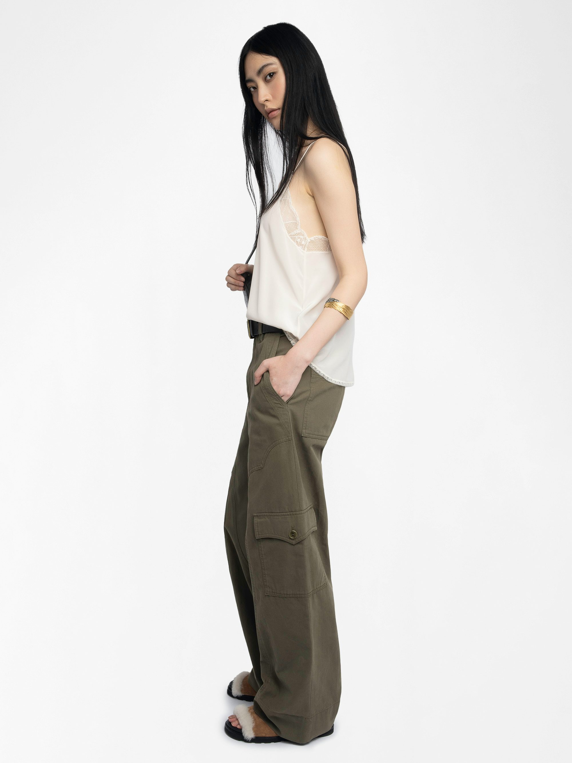 Pinto Trousers - Wide trousers in cotton canvas, cargo spirit with panel details, multi pockets.